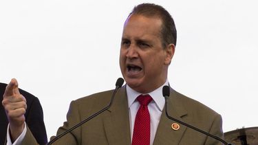 Congresista republicano Mario Díaz-Balart, durante un discurso. (ARCHIVO/EFE)