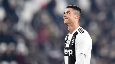 No fue un gran día para Cristiano, quien también perdonó otra buena oportunidad al rematar fuera desde dentro del área, pero el Juventus no necesitó sus dianas este lunes