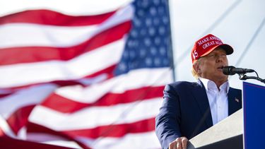 El expresidente Donald Trump habla en Nebraska.&nbsp;