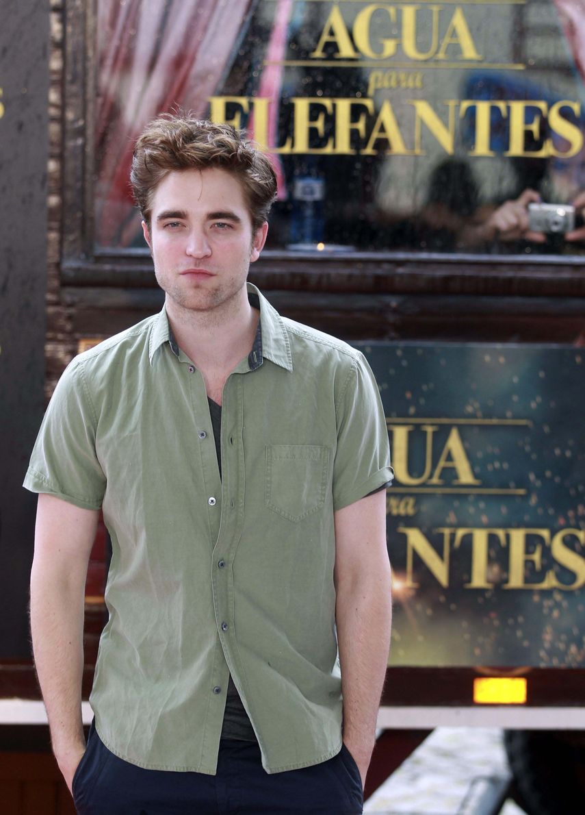 Pattinson contin&uacute;a participando en diversos proyectos antes de enfundarse el traje del Caballero Oscuro.
