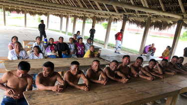 Primer juicio indígena en el sector VI Akurimö, donde fueron escuchados y sancionados de acuerdo a los usos y costumbres del pueblo #pemon los miembros de #Kumarakapay quienes se les acusa de presuntamente estar incursos en los hechos del22/12/19.&nbsp;