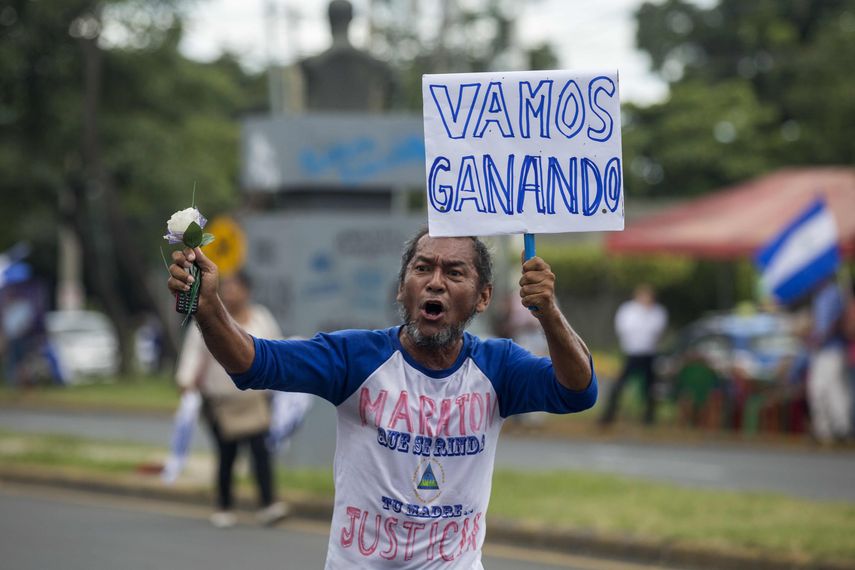 Desde el 18 de abril pasado los nicaragüenses mantienen protestas masivas contra Ortega, a quien le piden su renuncia, especialmente por las muertes causadas por la represión contra los manifestantes autoconvocados,&nbsp;