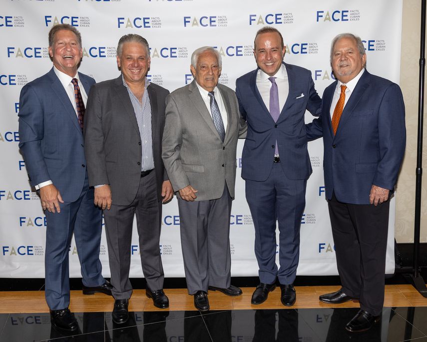 Frank Carreras, Nelson Albareda, Sam Verdeja, Tomás Regalado, Jr., César Pizarro.&nbsp;