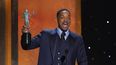 Will Smith recibe el Premio SAG al mejor actor, por King Richard, el domingo 27 de febrero de 2022 en el Barker Hangar, en Santa Mónica, California.&nbsp; 
