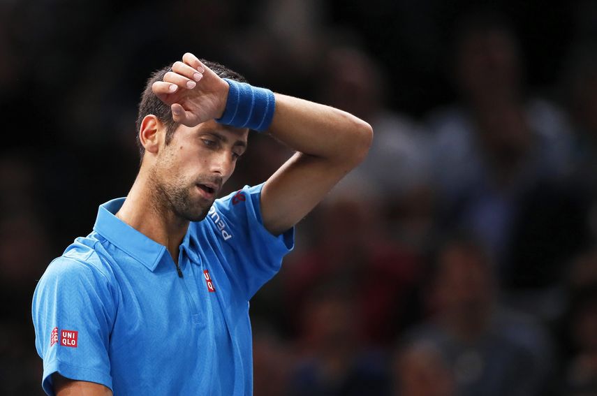 Djokovic sufrió un nuevo golpe en una segunda mitad de temporada con altibajos