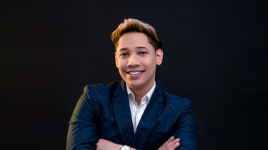 El Dr. Milton Herrera, odontólogo.