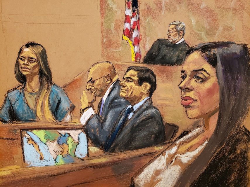 &nbsp;Reproducción fotográfica de un dibujo realizado por la artista Jane Rosenberg donde aparece la exdiputada mexicana y amante de Joaquín El Chapo Guzmán,&nbsp;Lucero&nbsp;Guadalupe&nbsp;Sánchez (i), mientras rinde testimonio junto al narcotraficante mexicano Joaquín El Chapo Guzmán (2d), su abogado Eduardo Balarezo (2i), su esposa Emma Coronel (d), y el juez de la corte federal de Brooklyn Brian Cogan (arriba).&nbsp;