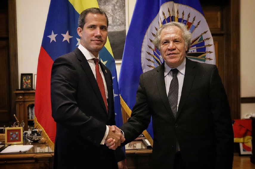 El seretario de la OEA, Luis Almagro, se reunió con el presidente encargado de Venezuela, Juan Guaidó, en la sede de ese organismo, en Washington, el 6 de febrero de 2020.