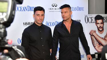 Ricky Martin y su pareja Jwan Yosef, durante la presentación de la portada de la revista Ocean Drive, en Miami.
