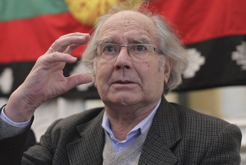 Fotografía de archivo del 17 de julio de 2013 del premio Nobel de la Paz argentino,&nbsp;Adolfo&nbsp;Pérez&nbsp;Esquivel, durante una rueda de prensa en Buenos Aires