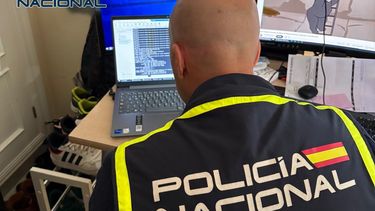 La página generó más de 4 millones de euros a través de publicidad agresiva, informó la Policía Nacional de España (Policía Nacional de España)