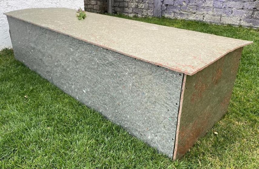 Cuba está interesado en importar ataúdes ecológicos fabricados en México, ante la crisis de cajas mortuorias provocada por el creciente número de víctimas del coronavirus.