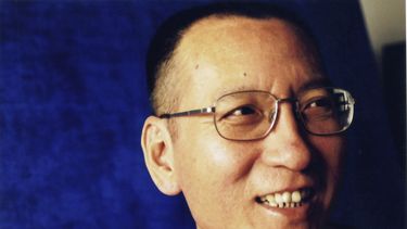 Foto de archivo del disidente chino y premio Nobel de la Paz Liu Xiaobo en Pekín (China).&nbsp;