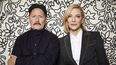 Todd Field y Cate Blanchett posan para un retrato el 2 de octubre de 2022 en Nueva York para promover la película Tár.