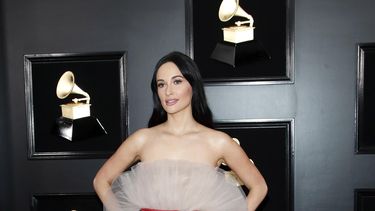 &nbsp;Golden Hour, de Kacey Musgraves, se llevó hoy el premio al mejor álbum del año en la 61 edición de los&nbsp;Grammy.&nbsp;