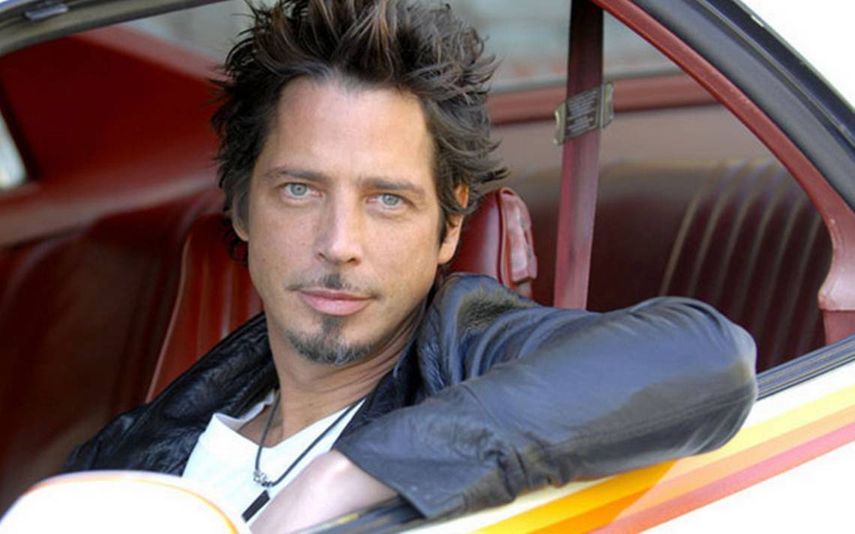 La estatua, de tamaño natural y que puede visitarse en el Museum of Pop&nbsp;Cultura&nbsp;donde fue presentada, ha sido diseñada por el artista Nick Marra.