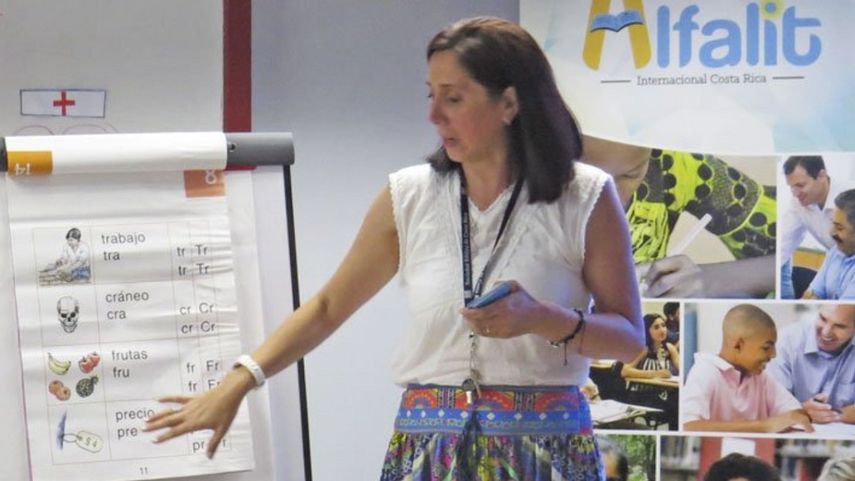 Alfalit ha llevado la herramienta del conocimiento a unos 8 millones de personas de comunidades pobres en todo el mundo.
