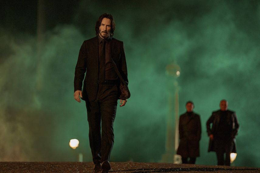 Esta foto distribuida por la productora Lionsgate muestra a Keanu Reeves como John Wick en una escena de John Wick 4.&nbsp;