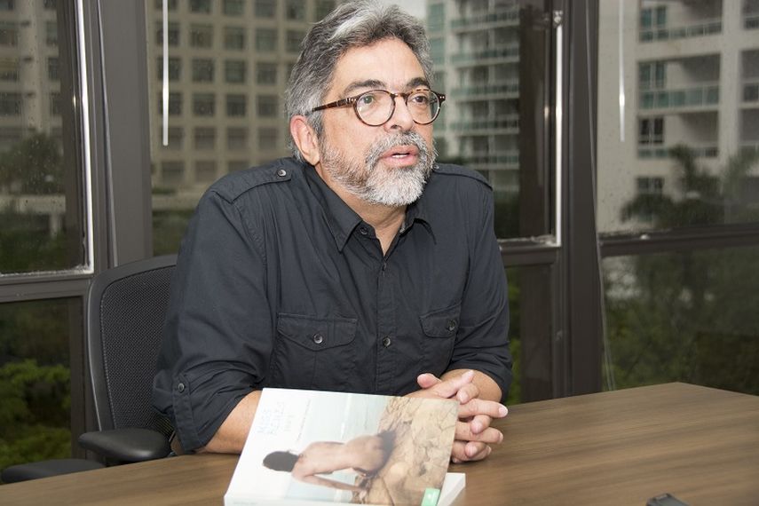 El escritor colombiano Jaime Cabrera González. (YENDER HERNANDEZ)