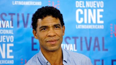 Un alto porcentaje, ha sido dirección porque hay muchas maneras de actuar (...) e Iciar Bollain ha sido una maestra en la dirección de actores inexpertos como nosotros, resalta el cubano en una entrevista con Efe.