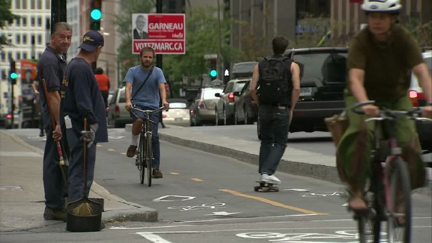 Cada vez más habitantes de Montreal están cambiando sus carros por bicicletas.&nbsp;