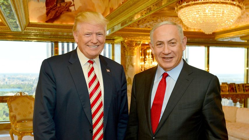 El primer ministro israelí, Benjamin Netanyahu (der.), fue uno de los primeros líderes mundiales en felicitar a Donald Trump tras su victoria en las elecciones presidenciales.