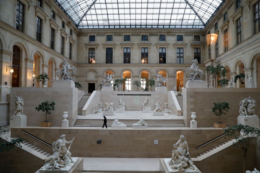 Imagen del 13 de marzo de 2020, tras el cierre el museo del Louvre.&nbsp;
