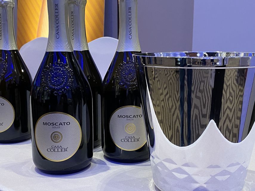 Varias botellas de vino espumoso Moscato Dolce.&nbsp;