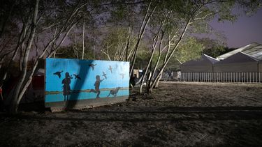 Un mural cerca de un campamento de migrantes en el estado de Tamaulipas, en México.