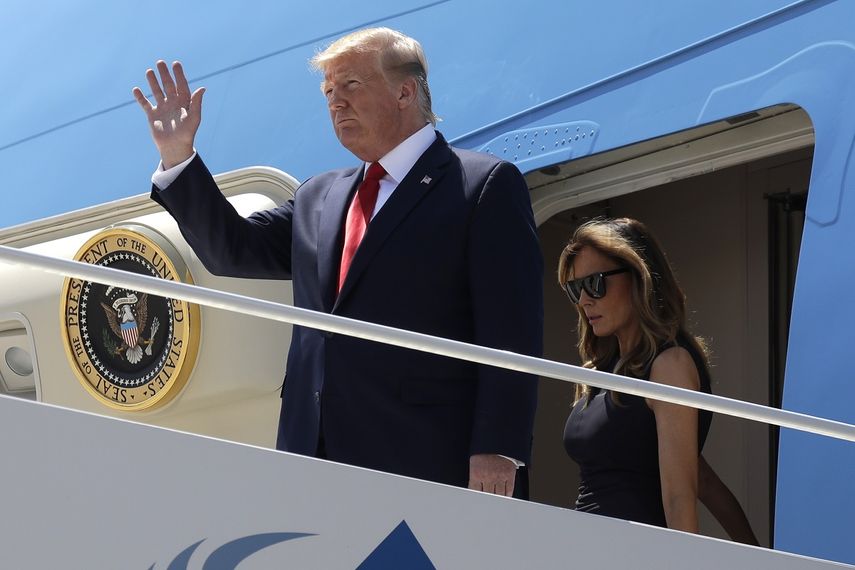 El presidente Donald Trump y la primera dama Melania llegan al Aeropuerto Internacional de El Paso, Texas, el mi&eacute;rcoles 7 de agosto de 2019.