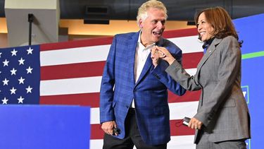 El demócrata y exgobernador de Virginia, Terry McAuliffe.