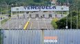 El puente internacional Atanasio Girardot permanece cerrado por orden del presidente de Venezuela, Nicolás Maduro, visto desde Cúcuta, Colombia, el 10 de enero de 2025.&nbsp;