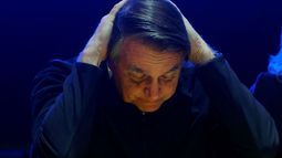 El expresidente de Brasil, Jair Bolsonaro, perseguido por el régimen de Inácio Lula da Silva.