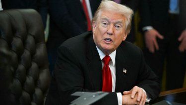 El presidente Donald Trump habla a los medios en la Oficina Oval de la Casa Blanca en Washington, DC, el 6 de noviembre de 2025. El presidente Donald Trump habla a los medios en la Oficina Oval de la Casa Blanca en Washington, DC, el 6 de noviembre de 2025.