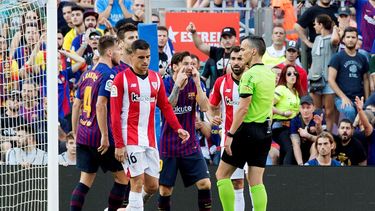 Los catalanes siguen al frente de la tabla a la espera de lo que ocurra en el derbi madrileño de este sábado.