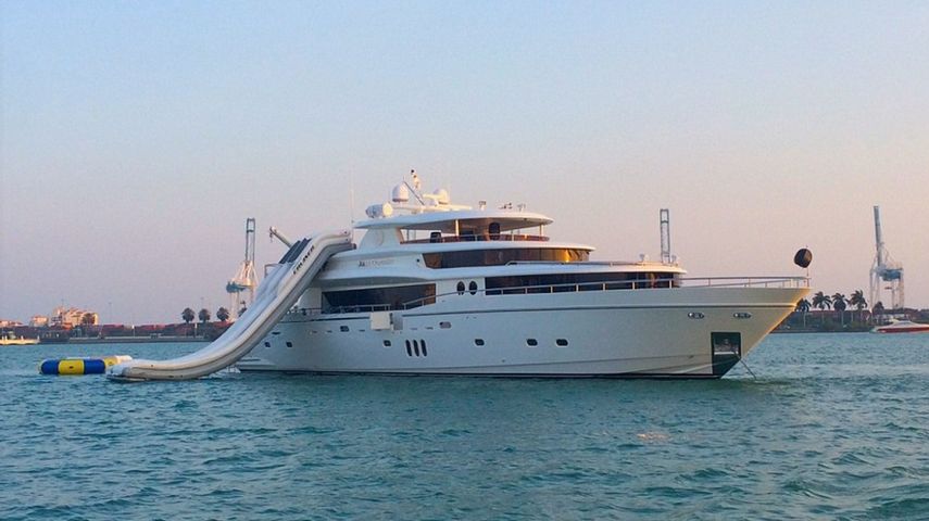 Vista de uno de los yates de la compañía Sailo, que ofrece viajes de lujo desde los cayos de la Florida a Cuba.
