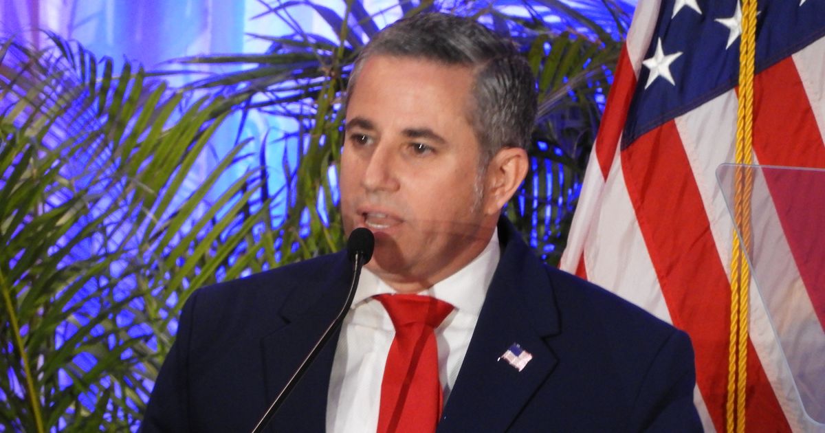 Miami-Dade anuncia medidas drásticas contra empresas que negocian con Cuba