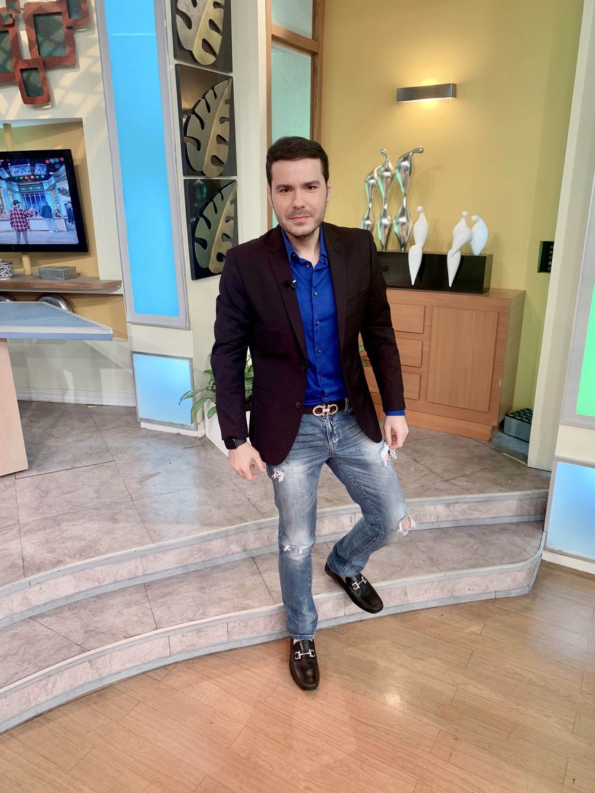 A lo largo de su trayectoria ha entrevistado a&nbsp;Fanny Lu, Don Omar, Yandel,&nbsp;Lila Morillo, Chino Miranda y Karina, entre otras figuras.&nbsp;