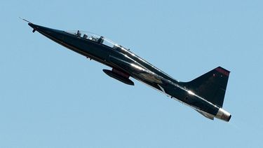 Imagen de un avión de entrenamiento militar de la Fuerza Aérea de los EEUU.