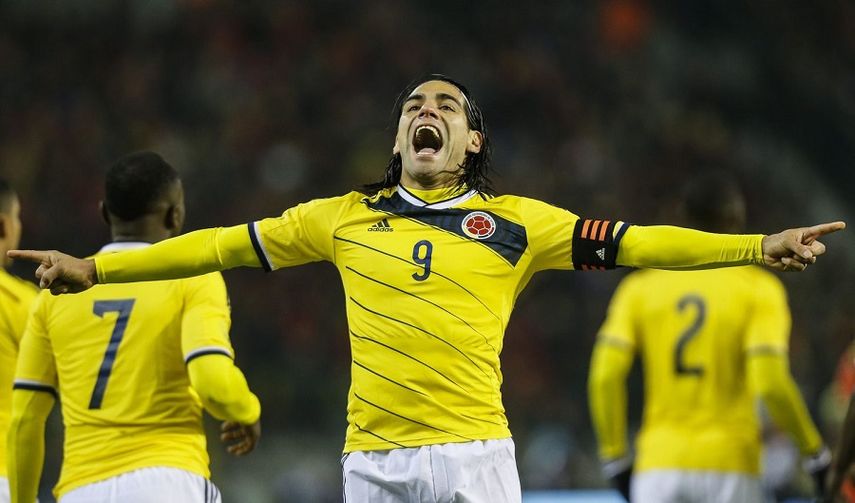El infortunio sigue rondando a Falcao, que ha tenido un año para el olvido. (EFE)