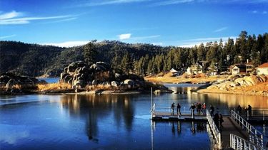 Big Beear lake es un típico lugar para recordar que existe el invierno en California (Purosviajes.com)