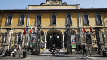  La foto de archivo del 7 de abril de 2020 muestra el higar de ancianos Pio Albergo Trivulzio de Milán. El hogar de ancianos más grande de Italia es objeto de una investigación penal por la muerte de 300 residentes debido al COVID-19. 