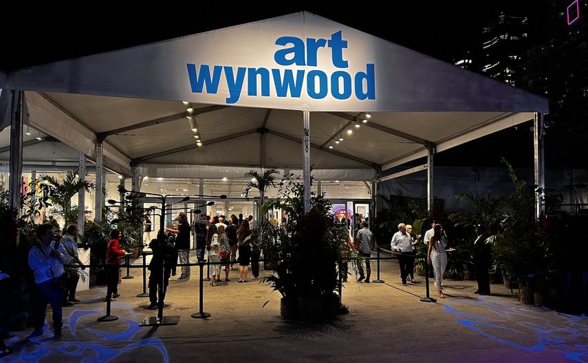 Entrada de la feria Art Wynwood 2023, en Miami.