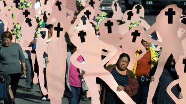 Cada día mueren en promedio al menos 12 latinoamericanas y caribeñas por el solo hecho de ser mujeres, advirtió en octubre pasado la Comisión Económica para América Latina y el Caribe (CEPAL).