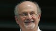 El autor Salman Rushdie durante la Feria del Libro de Mississippi en Jackson, Mississippi, el 18 de agosto de 2018.