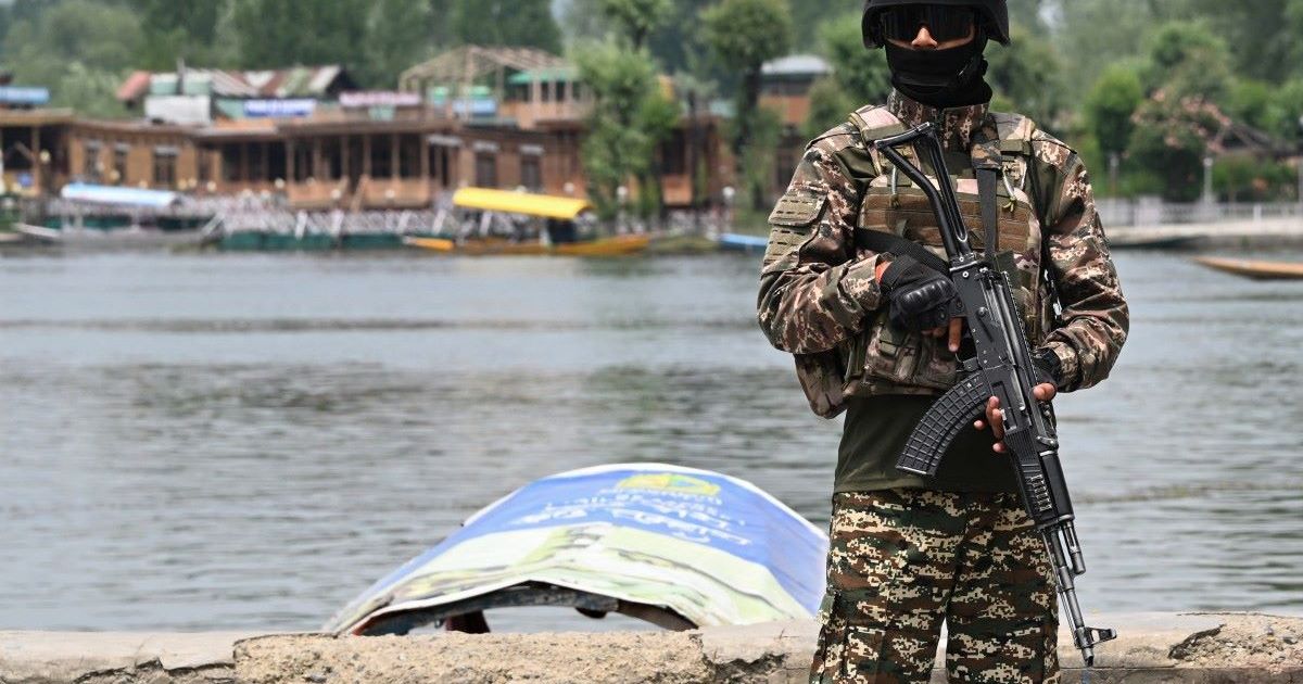 India bombardea varias zonas de Pakistán tras declarar la “guerra del agua”