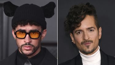 En esta combinación de fotos, Bad Bunny, a la izquierda, llega a la 63ra entrega anual de los premios Grammy en Los Ángeles el 14 de marzo de 2021, y Tommy Torres llega a la gala para la Persona del Año de la Academia Latina de la Grabación en Las Vegas el 13 de noviembre de 2019. 