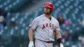 Albert Pujols de los Angelinos de Los Ángeles tras ser ponchado en un juego contra los Marineros de Seattle, el domingo 2 de mayo de 2021 Albert Pujols de los Angelinos de Los Ángeles tras ser ponchado en un juego contra los Marineros de Seattle, el domingo 2 de mayo de 2021
