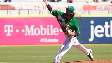 Terance Marín destacó desde la lomita por los mexicanos (EFE)