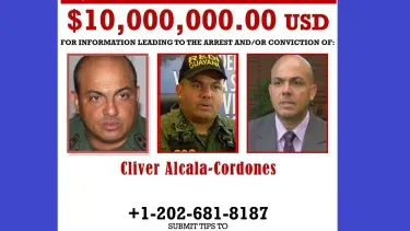 &nbsp;Esta imagen facilitada por el Departamento de Justicia de Estados Unidos muestra una circular en la que se ofrece una recompensa por el general venezolano Cliver Alcalá Cordones, emitida el 26 de marzo de 2020.&nbsp;